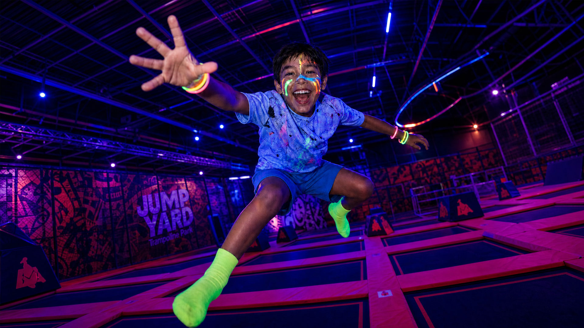 Glow Party na JumPyard Matosinhos Trampolins